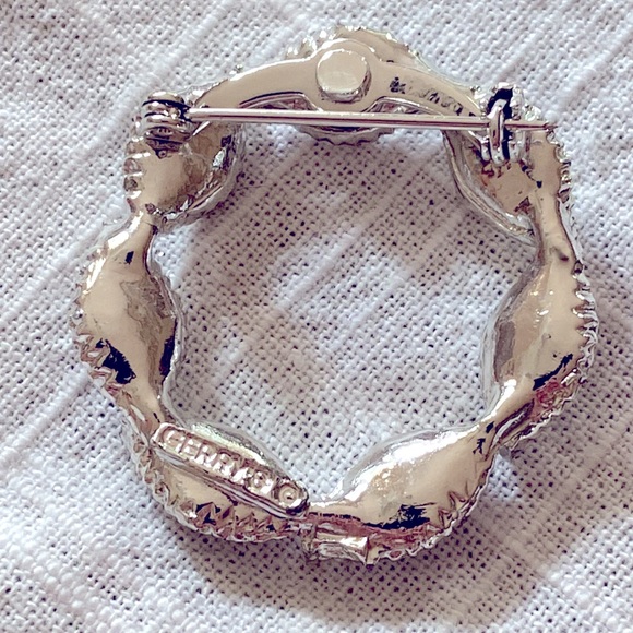 Vintage 50s Signed Gerry’s 7 Leaf Circle Broach - Picture 3 of 4